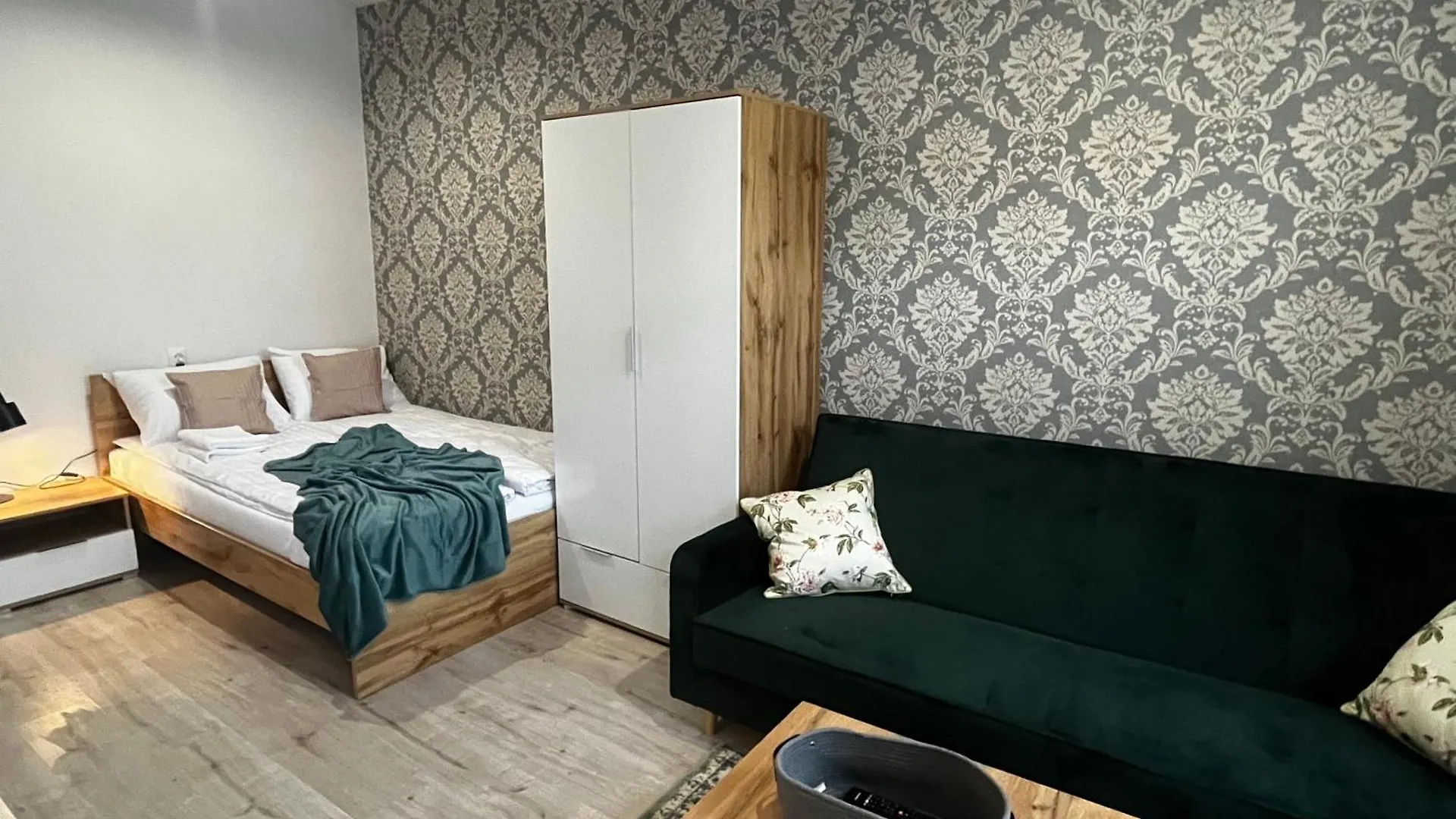 Apartamenty Dbrw Jezyce ポズナン